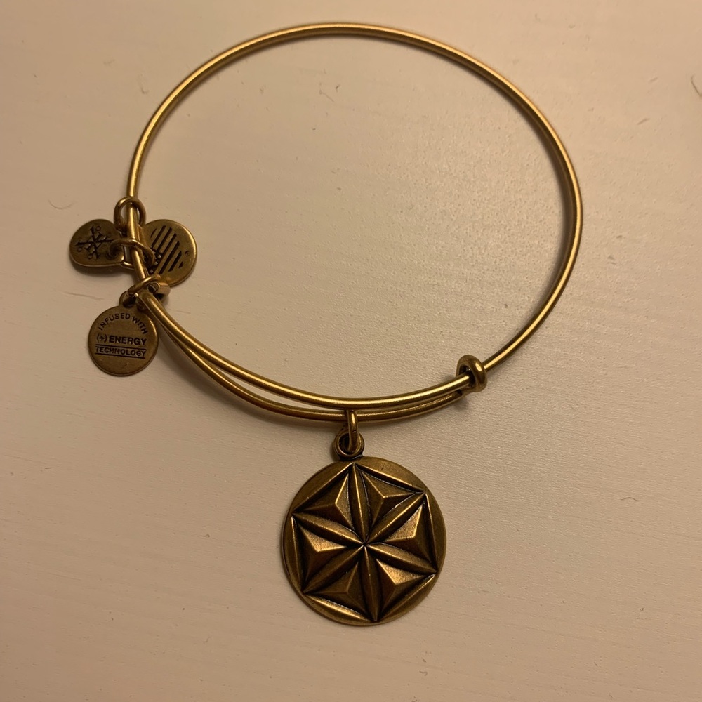 Alex and Ani Aphrodite’s Flower Bracelet